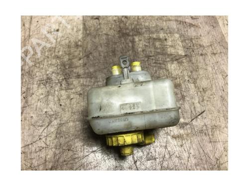 Brake master cylinder VW NEW BEETLE Convertible (1Y7) 1.9 TDI | BP20622627M77 