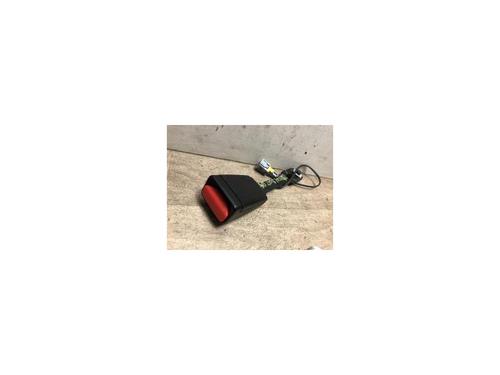 Used Seat buckle PEUGEOT 208 I (CA_, CC_) 1.2 PureTech 82 (82 hp) 20629722