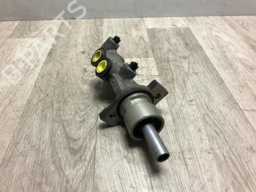 Used Brake master cylinder VW FOX Hatchback (5Z1, 5Z3, 5Z4) 1.2 (55 hp) 20613653
