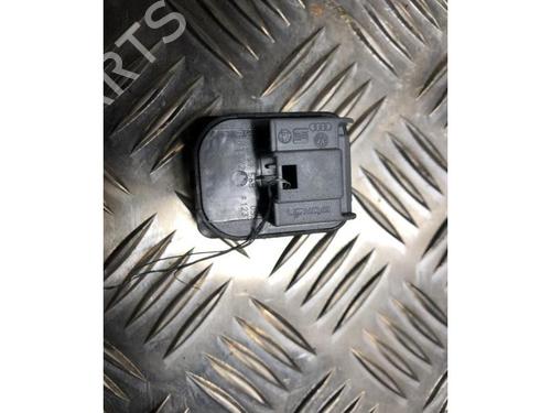 Mirror switch VW TOURAN (5T1) 2.0 TDI | BP23036941I25 