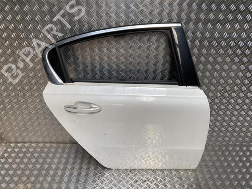 Used Right rear door Right rear door 38019422 38019422