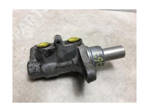 Brake master cylinder TOYOTA YARIS (_P9_) 1.3 VVT-i (SCP90_, SCP90R) | BP20612853M77 