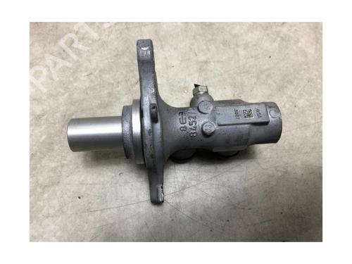 Brake master cylinder NISSAN PULSAR Hatchback (C13) 1.5 dCi | BP20620548M77 