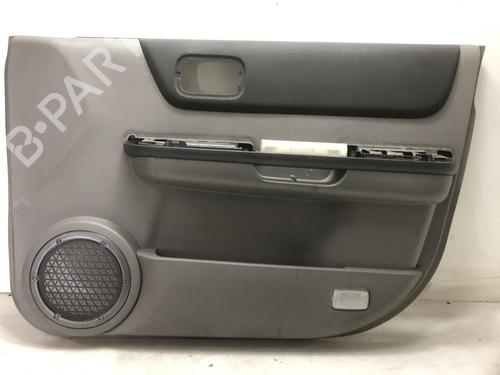 Forreste højre beklædning NISSAN X-TRAIL I (T30) 2.2 Di 4x4 (114 hp) 31198044