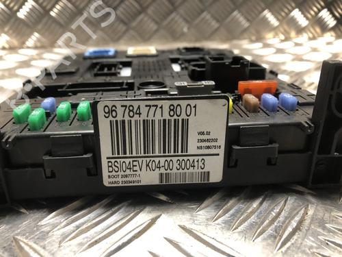 Fuse box CITROËN C5 III Break (RW_) 1.6 THP 155 | BP31204404E1