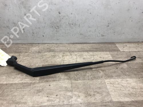 Used Front windshield wiper arm MAZDA 5 (CR) 2.0 CD (CR19) (110 hp) 20630177