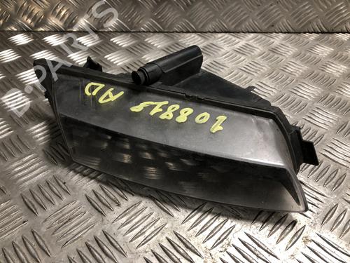 Used Right front fog light BMW 1 (E87) 118 i (143 hp) 33206279