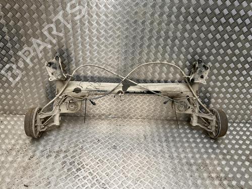 Used Rear axle DACIA DUSTER (HM_) 1.5 dCi 115 (HMAD) (116 hp) 31021542