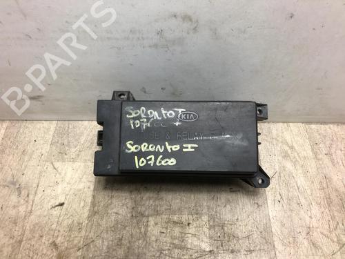 Used Fuse box KIA SORENTO I (JC) 2.5 CRDi 4WD (140 hp) 20622516