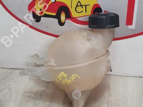 Used Expansion tank PEUGEOT 208 I (CA_, CC_) 1.6 HDi (92 hp) 13274104