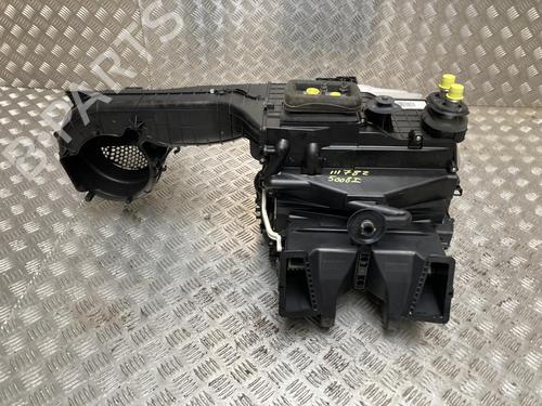Used Heater matrix box PEUGEOT 5008 (0U_, 0E_) 1.6 HDi (114 hp) 32044750