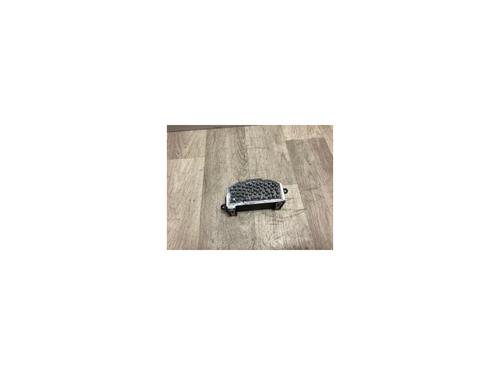 Używane Rezystor dmuchawy VW GOLF VI (5K1) 1.6 TDI (105 hp) 23186757