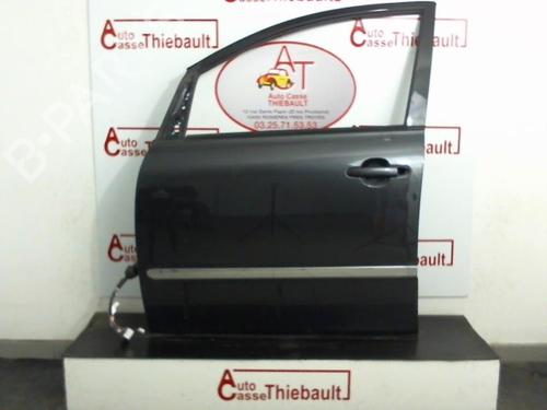 Used Left front door TOYOTA AVENSIS VERSO (_M2_) 2.0 D (CLM20_, CLM20R) (116 hp) 31201623