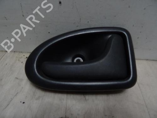 Used Front right interior door handle RENAULT TRAFIC II Van (FL) 2.5 dCi 145 (FL0J) (146 hp) 13225930