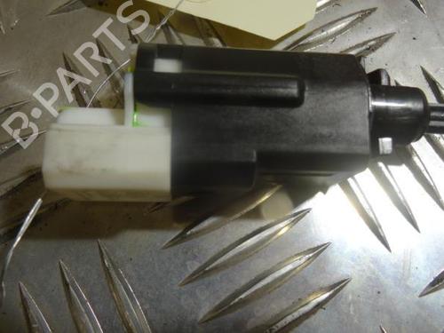 Used Switch RENAULT TWINGO III (BCM_, BCA_) 1.0 SCe 70 (BCMB) (69 hp) 12972981