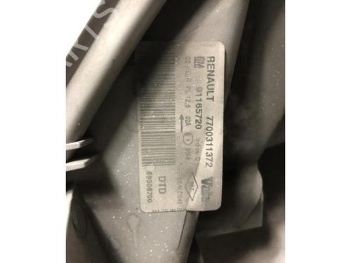 Right headlight RENAULT TRAFIC II Van (FL) 2.0 (FL0A) | BP20719123C29 