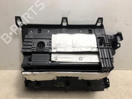 Used Glove box HYUNDAI i30 (FD) 1.6 CRDi (116 hp) 23034877