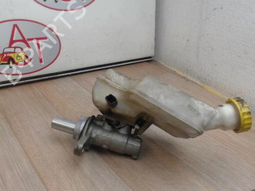 Used Brake master cylinder Brake master cylinder CITROËN C3 II (SC_) 1.4 HDi 70 (SC8HZC, SC8HR0, SC8HP4) (68 hp) 13276858 13276858