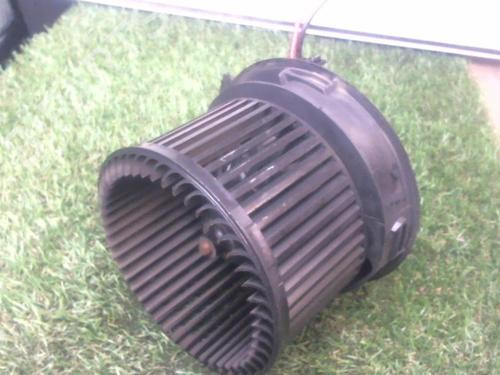 Used Heater blower motor PEUGEOT 207 (WA_, WC_) 1.4 HDi (68 hp) 13130881