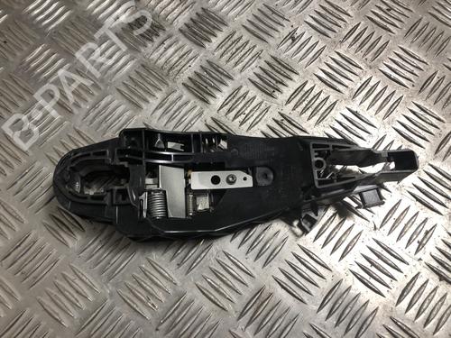 Used Front right exterior door handle Front right exterior door handle PEUGEOT 208 II (UB_, UP_, UW_, UJ_) 1.2 PureTech 100 (101 hp) 35903388 35903388
