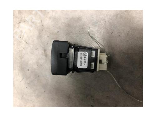 Switch PEUGEOT PARTNER Tepee 1.6 HDi 90 | BP20634957I30 