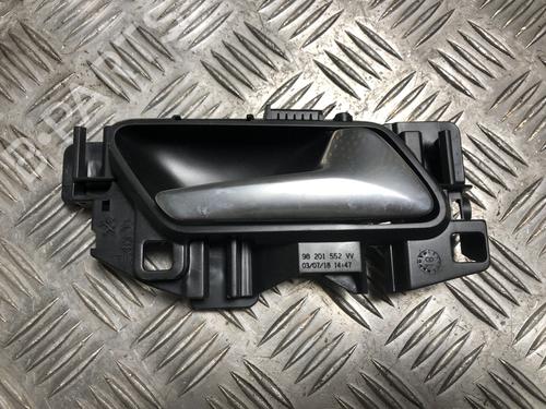 Used Rear right interior door handle Rear right interior door handle PEUGEOT 3008 II SUV (MC_, MR_, MJ_, M4_) 1.2 THP/ PureTech 130 (MRHNSM, MRHNSU, MRHNSJ, MRHNYW,... (131 hp) 35903428 35903428