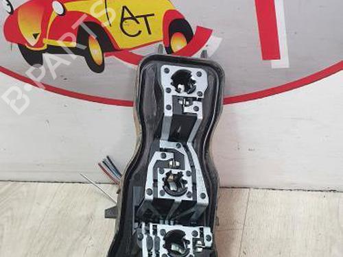 Used Licence plate light RENAULT GRAND SCÉNIC II (JM0/1_) 1.5 dCi (JM1E) (106 hp) 13290687