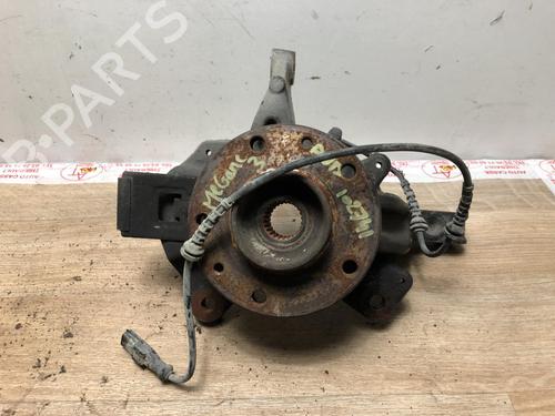 Used Right front steering knuckle Right front steering knuckle RENAULT MEGANE III Grandtour (KZ0/1) 1.5 dCi (KZ09, KZ0D, KZ1G, KZ29, KZ14, KZ1W, KZ10, KZ1F,... (110 hp) 20613182 20613182