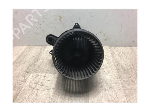 Heater blower motor RENAULT CLIO IV (BH_) 1.5 dCi 90 | BP23871922M62