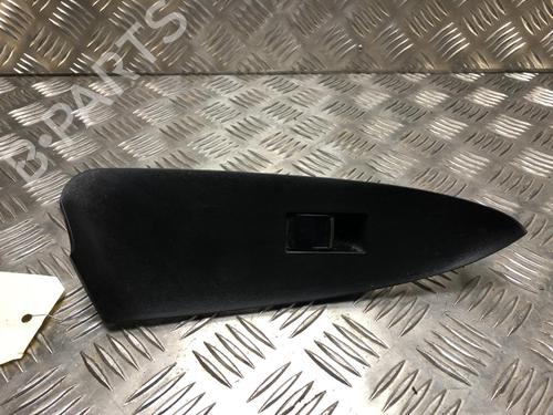 Used Right front window switch TOYOTA RAV 4 III (_A3_) 2.2 D 4WD (ALA30_, ALA30R) (150 hp) 31201690