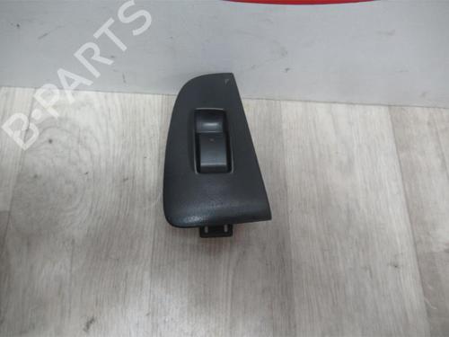 Used Right front window switch TOYOTA AVENSIS (_T25_) 2.2 D-4D (ADT251_, ADT251R) (150 hp) 13225481