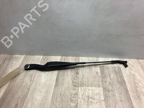Used Front windshield wiper arm MERCEDES-BENZ E-CLASS (W211) E 270 CDI (211.016) (177 hp) 20612839