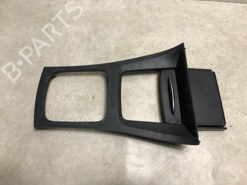 Used Middle console MERCEDES-BENZ A-CLASS (W169) A 180 CDI (169.007, 169.307) (109 hp) 31197445