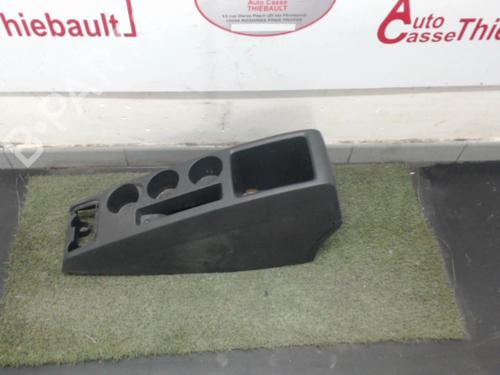 Mittelkonsole TOYOTA COROLLA Verso (ZER_, ZZE12_, R1_) 2.2 D-4D (AUR10_, AUR10R) (136 hp) 31201633