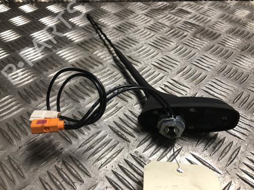 Used Antenna/Base Antenna/Base CITROËN C3 III (SX) 1.5 BlueHDi 100 (SXYHYP, SXYHTU) (102 hp) 33907415 33907415