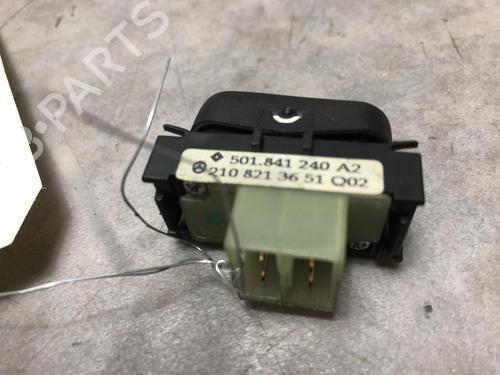 Used Switch MERCEDES-BENZ E-CLASS (W210) E 200 CDI (210.007) (102 hp) 20621708