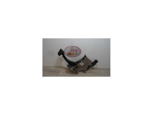 Used Break pedal VW GOLF V (1K1) 1.9 TDI (105 hp) 12965659