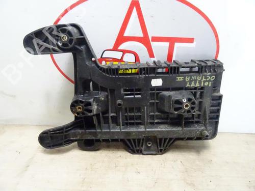 Support SKODA OCTAVIA II Combi (1Z5) 1.6 TDI | BP13132180C155 