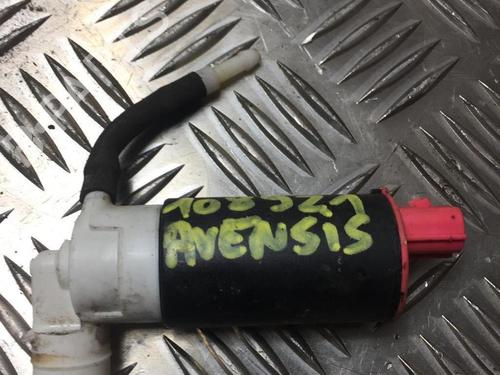 Used Washer pump TOYOTA AVENSIS (_T25_) 2.0 D-4D (ADT250_, ADT250R) (126 hp) 24492238