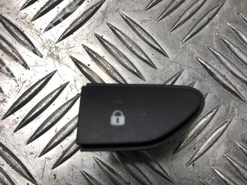 Interruttore RENAULT CLIO IV (BH_) 1.5 dCi 90 (90 hp) 33217582