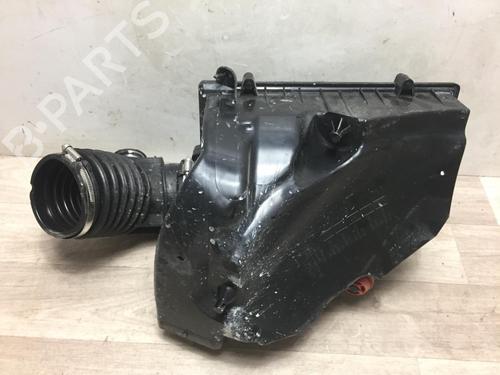 Used Air filter box BMW 5 (G30, F90) 530 e Plug-in Hybrid (252 hp) 28591317