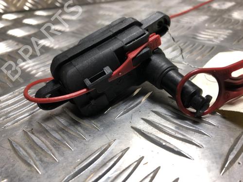 Used Switch AUDI Q3 (8UB, 8UG) 2.0 TDI (120 hp) 28485895