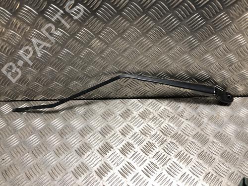 Used Front windshield wiper arm Front windshield wiper arm 36674164 36674164