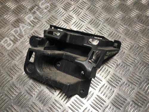 Used Rear bumper bracket Rear bumper bracket PEUGEOT 208 II (UB_, UP_, UW_, UJ_) 1.2 PureTech 100 (101 hp) 31245782 31245782