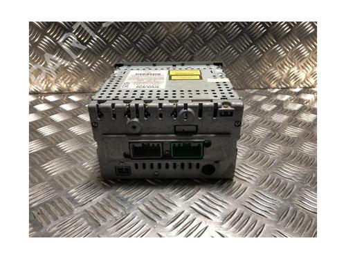 Radio VOLVO V40 Estate (645) 1.8 | BP23053365E6