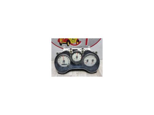 Used Instrument cluster TOYOTA RAV 4 II (_A2_) 2.0 D 4WD (CLA20_, CLA21_, CLA20R, CLA21R) (116 hp) 22990412