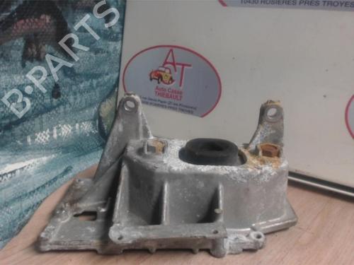 Used Gearbox mount NISSAN JUKE (F15) 1.6 (94 hp) 30673094