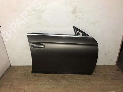 Used Right front door MERCEDES-BENZ CLS (C219) CLS 55 AMG (219.376) (476 hp) 30785253