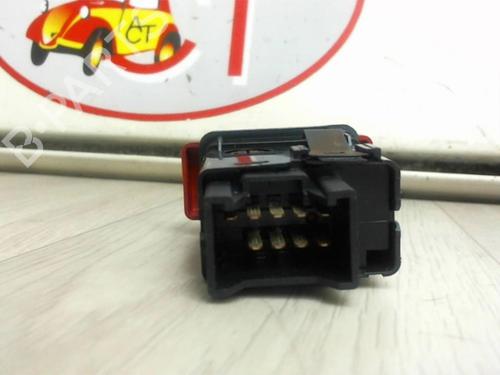 Advarselsbryter LAND ROVER FREELANDER I (L314) 2.0 DI 4x4 | BP13228770I22 