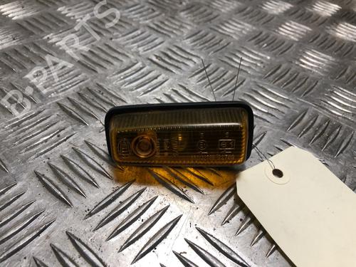 Blinkleuchte links seitlich für MERCEDES-BENZ G-CLASS (W463) 300 GD (463.327, 463.328) (113 hp) 31197490